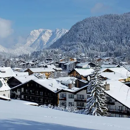 Seefeld @ Hochegg Apartment